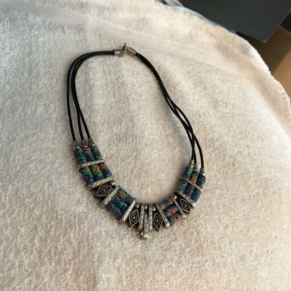 Hand beaded Necklace - Picture 2 of 2